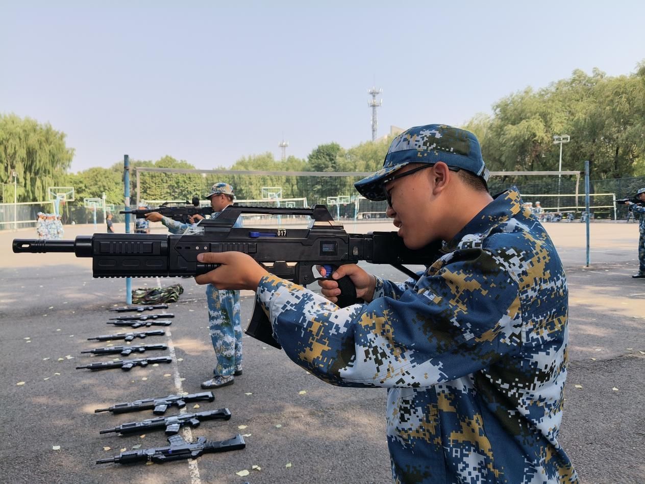 图三